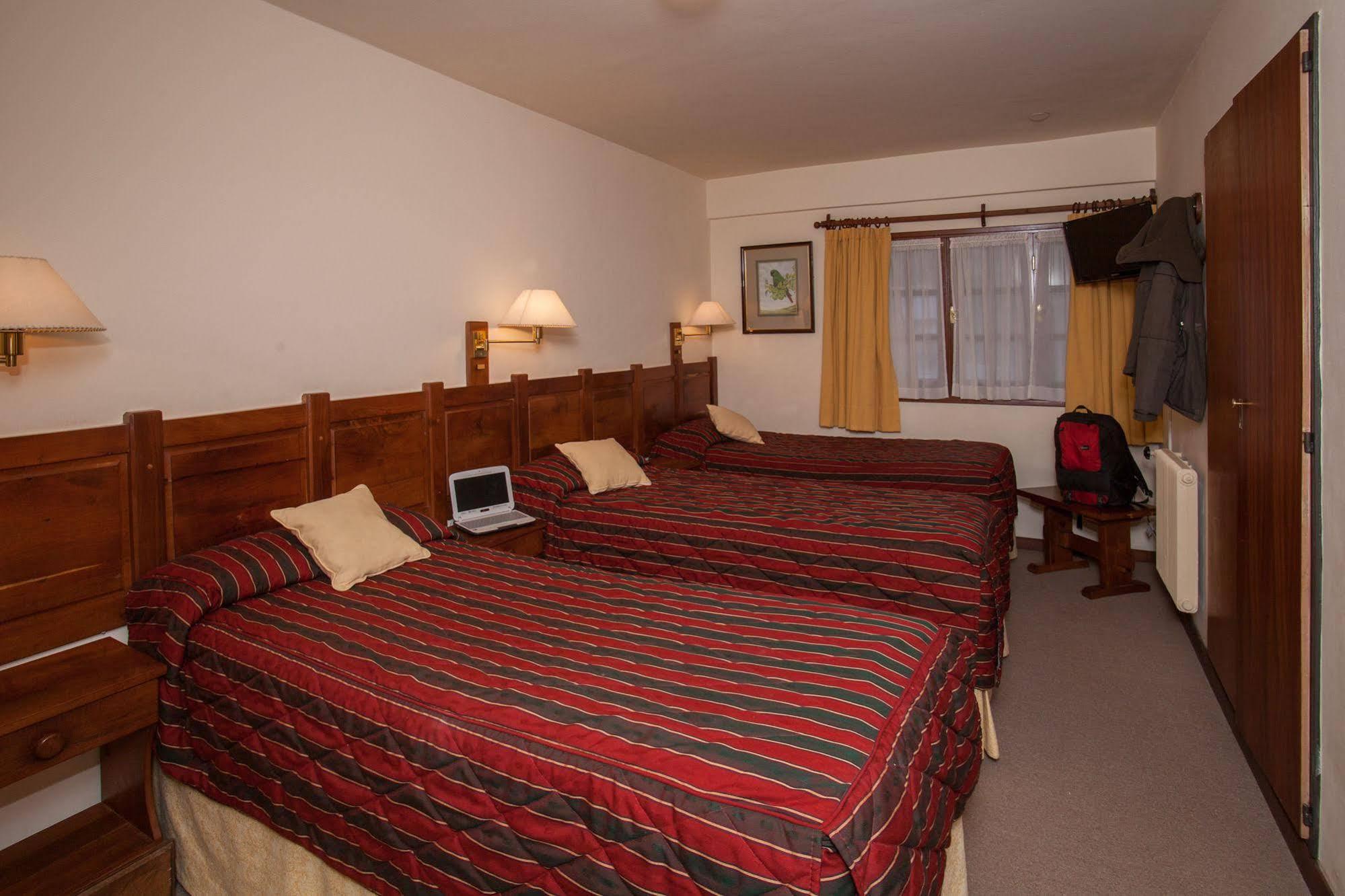 Del Viejo Esquiador Hotel San Martín de los Andes Eksteriør billede