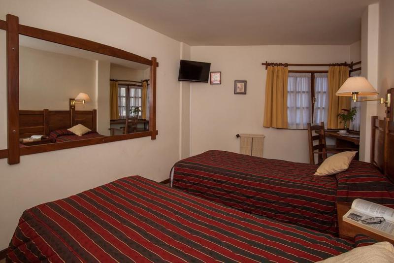 Del Viejo Esquiador Hotel San Martín de los Andes Eksteriør billede