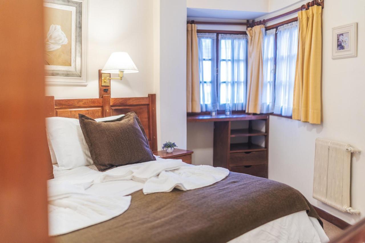 Del Viejo Esquiador Hotel San Martín de los Andes Eksteriør billede