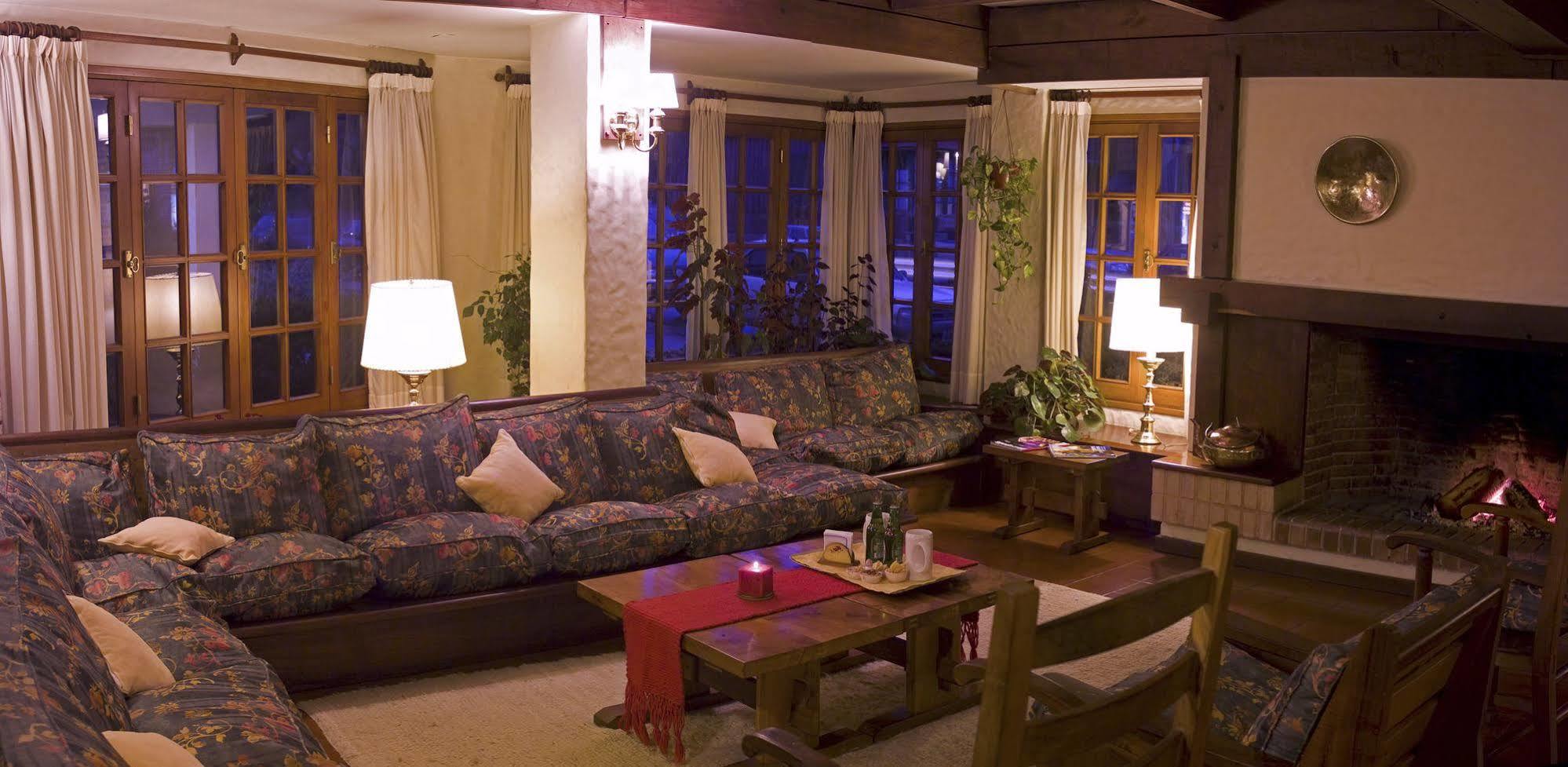 Del Viejo Esquiador Hotel San Martín de los Andes Eksteriør billede